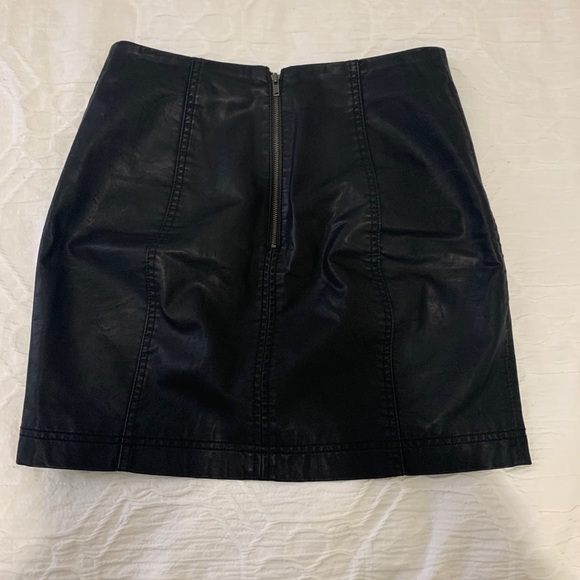 Vegan leather free people skirt - Picture 5 of 7